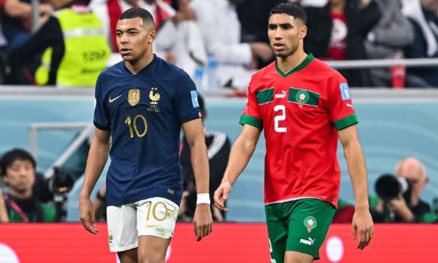 Hi hữu: Xuất hiện vụ đánh nhau ở buổi họp báo trận Pháp vs Morocco