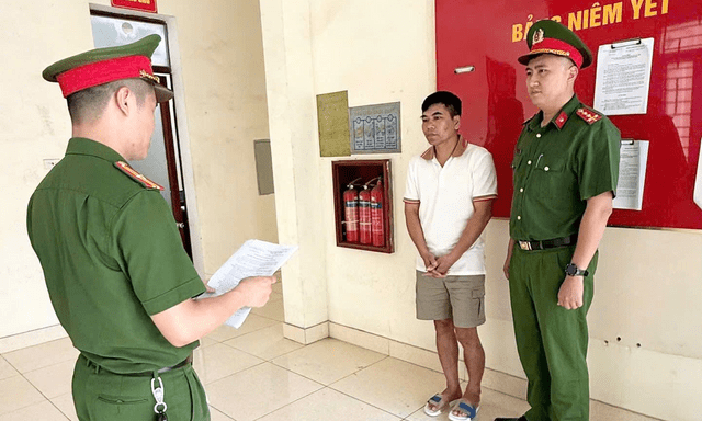 Thi hành lệnh bắt tạm giam Hoàng Đạo Tú SN 1983