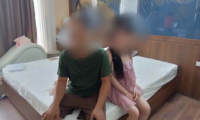 Đột xuất kiểm tra nhà nghỉ, công an khởi tố Nguyễn Khắc Định và Nguyễn Tiến Hùng 