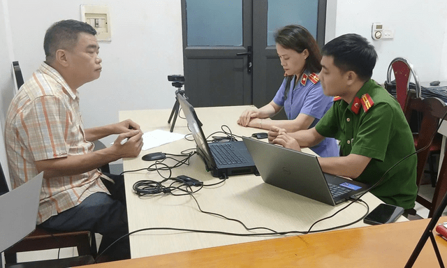 Ra quyết định khởi tố giám đốc công ty xây dựng Bùi Song Hào 