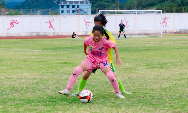 Chủ nhà Sơn La cầm hòa Hà Nội, tạo bất ngờ ngày khai mạc giải U16 nữ Quốc gia 2026