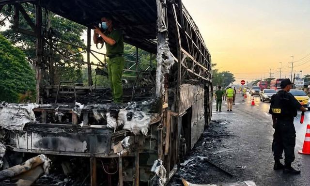 Cháy xe khách khiến 7 người tử vong: Gia đình 4 người đi khám bệnh nhưng mãi mãi không trở về