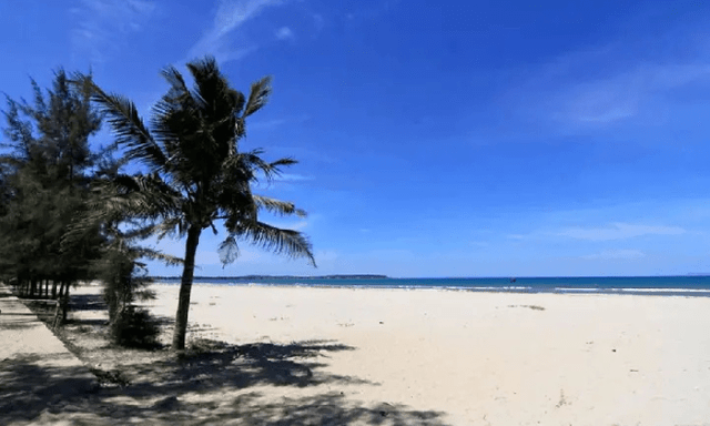 Không phải Cửa Đại, An Bàng, đây là bãi biển được báo Mỹ vinh danh: Dài chỉ 7km, dễ nhầm với nơi khác