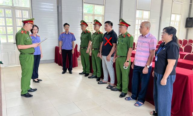 Quyết định bắt tạm giam giám đốc công ty xây dựng Bùi Văn Hưng SN 1985