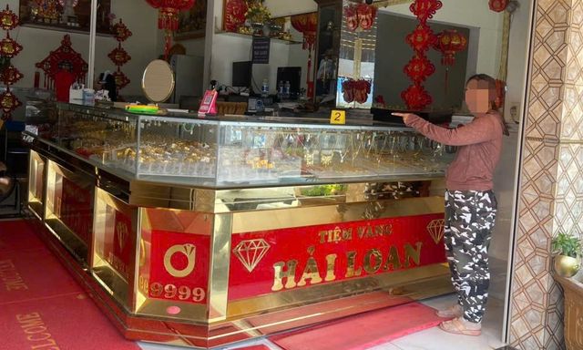 Công an bắt giữ người phụ nữ 43 tuổi chỉ sau 6 giờ nhận trình báo