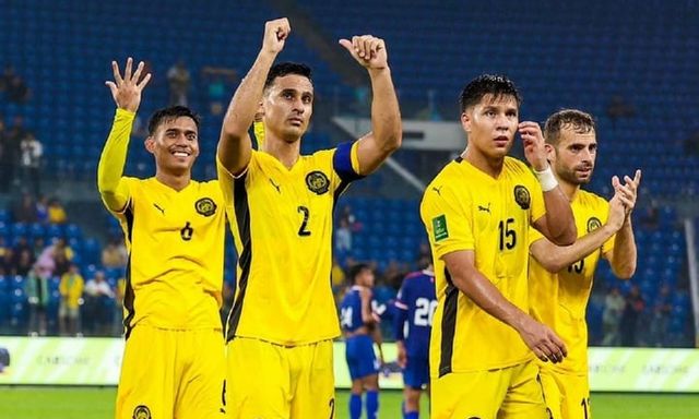 HLV Lào muốn gây sốc sau trận thua 0-5, HLV Malaysia đáp trả bất ngờ trước đại chiến