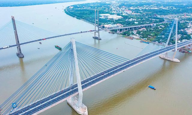  Các nhà khoa học Việt làm được điều đặc biệt: Giúp cây cầu tự 