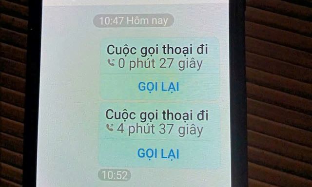 Một phụ nữ bị yêu cầu chuyển khoản 79 triệu đồng, tổ trưởng Đinh Thuỳ Dung lập tức ngăn cản