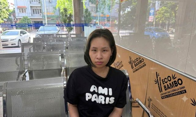 Tạm giữ nhân viên gội đầu Tống Thị Hiền SN 2002
