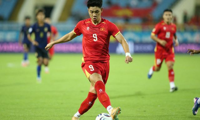 Chấm điểm trận Việt Nam vs Campuchia: Đình Bắc toả sáng