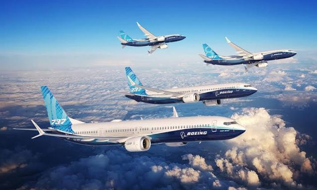 Mỹ ra lệnh kiểm tra khẩn cấp hàng trăm máy bay Boeing để tìm một vết nứt: Chuyện gì đang xảy ra?