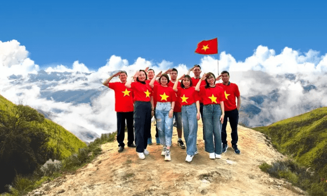 Không phải Sa Pa, 'thiên đường săn mây' Việt Nam lần đầu được thế giới gọi tên: Sánh vai Nhật Bản