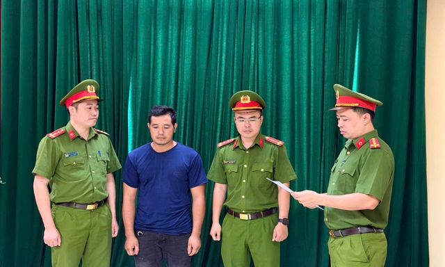 Quyết định khởi tố hình sự Giám đốc Phùng Văn Tuấn và kế toán Nguyễn Thị Thu Hà