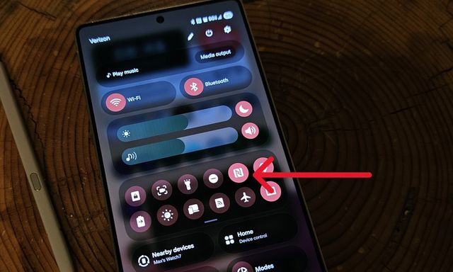 Người dùng điện thoại Android chú ý: Trên màn hình xuất hiện biểu tượng chữ 