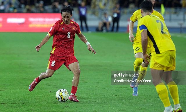 Nhà vô địch AFF Cup chính thức gia nhập đội bóng vừa xuống hạng