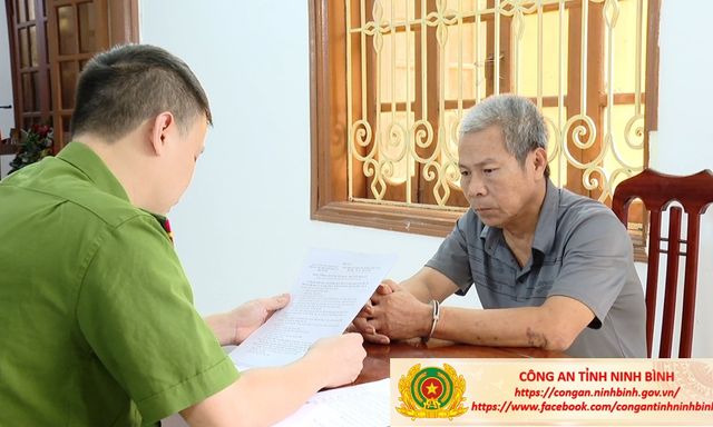 Thi hành lệnh bắt tạm giam, khám xét nơi ở của Lê Văn Sinh SN 1965