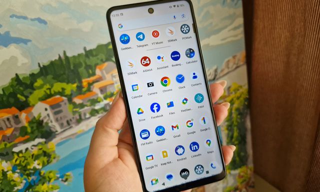 Hàng triệu điện thoại Android có thể đang vô tình chạy ứng dụng mới bí ẩn của Google: Có nguy hiểm không?
