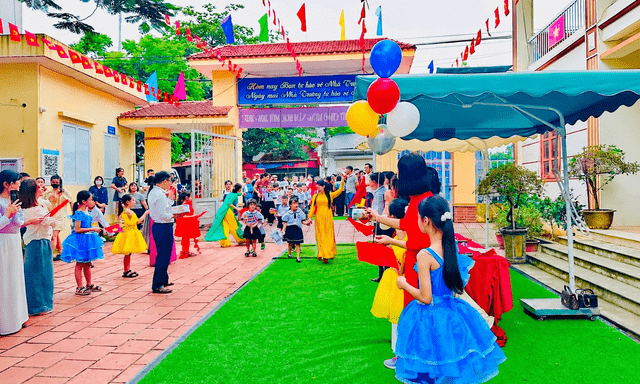 Một phường có 16 hiệu trưởng, hiệu trưởng duy nhất xin làm giáo viên: Rất thoải mái, không thấy thiệt thòi