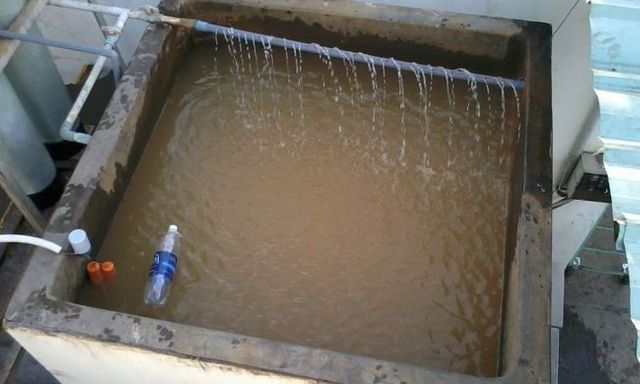 Lời khuyên dành cho các gia đình đã dùng bể nước xi măng hơn 10 năm