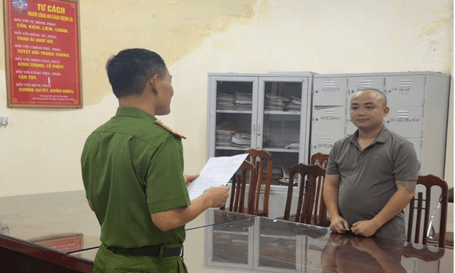 Thi hành lệnh bắt tạm giam môi giới mua bán lợn Nguyễn Kim Lợi SN 1994
