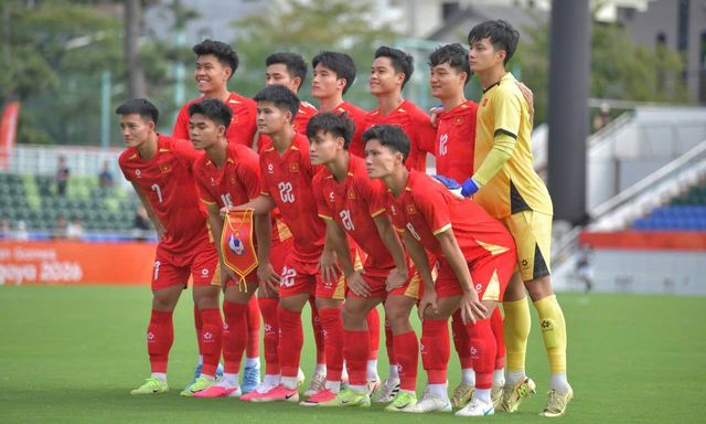 U23 Việt Nam gặp điều “đáng báo động” sau tấm vé tứ kết đầy may mắn 