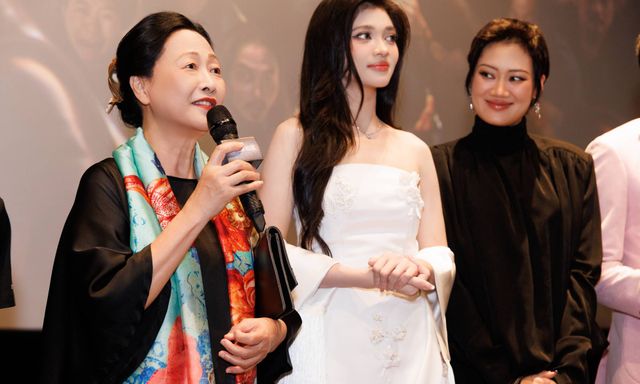 NSND Như Quỳnh nói lý do vào tận miền Nam đóng Trại Buôn Người ở tuổi U75