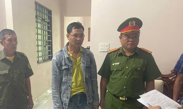 Ra lệnh bắt tạm giam môi giới 54 tuổi để điều tra về số tiền 17 tỷ đồng