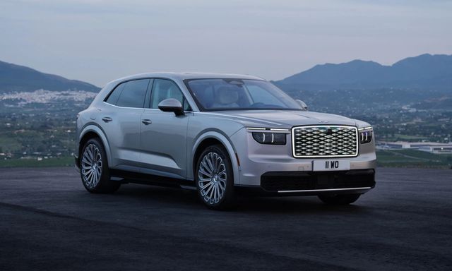 SUV điện đầu tiên của Bentley ra mắt: Mạnh 876 mã lực, chạy 600 km/sạc