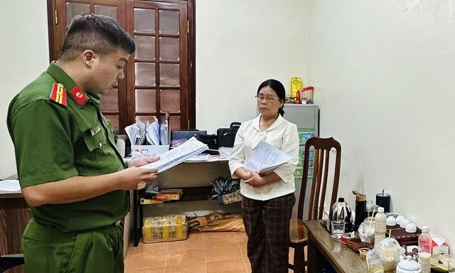 Ra quyết định khởi tố Giám đốc Hợp tác xã Lý Bích Linh SN 1970