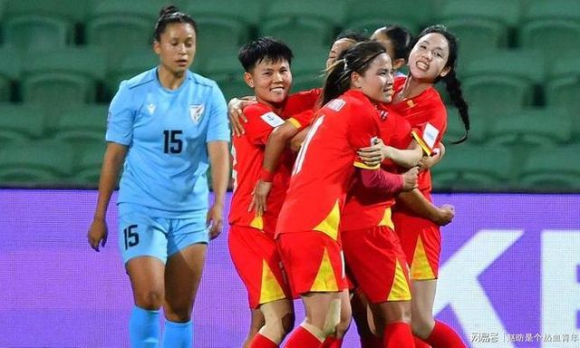 Báo Trung Quốc: “Tuyển Việt Nam đá đơn giản mà hiệu quả ngoài sức tưởng tượng”