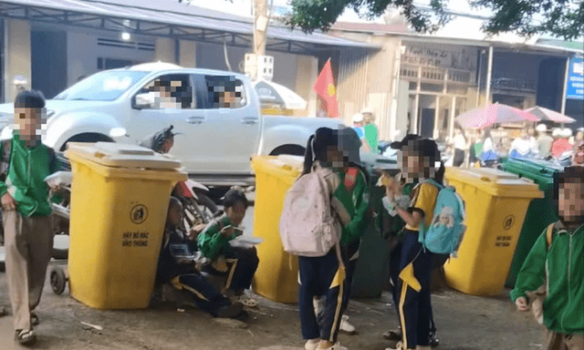 Học sinh phải ăn sáng bên ngoài, cạnh thùng rác: Nhà trường nói gì? 