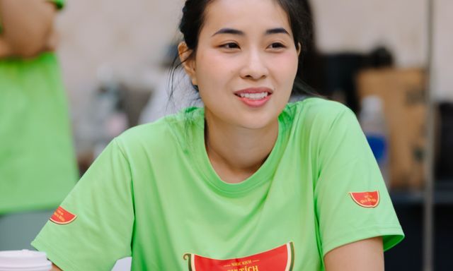 Diễn viên Phạm Yến tái xuất với vai Hoàng hậu Thi Thi, NSND Trịnh Kim Chi nói thẳng: 