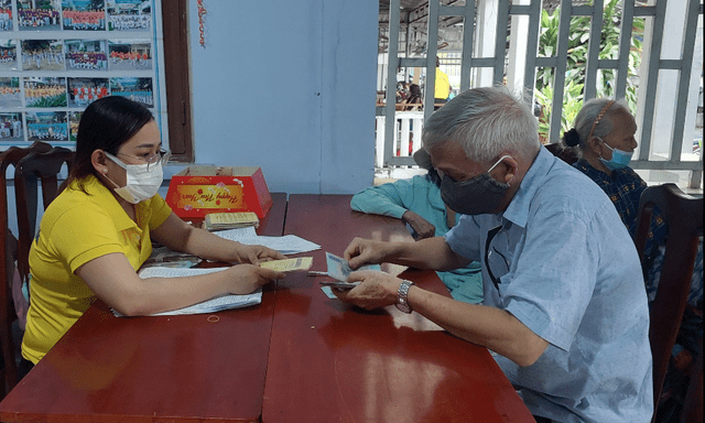 Từ 5/10/2026, người từ đủ 60 đến dưới 75 tuổi được hưởng 810.000 đồng/tháng trong trường hợp nào?