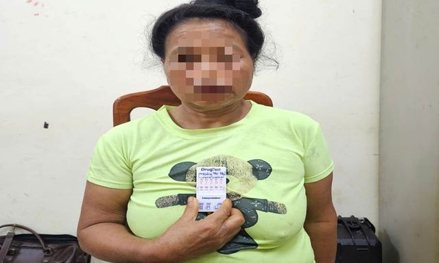 Công an kiểm tra lúc 20 giờ, bắt giữ Quàng Thị Phủ 62 tuổi