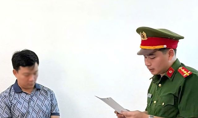 Ra quyết định khởi tố chủ doanh nghiệp Bùi Văn Dân và nhân viên Chu Văn Tuyến