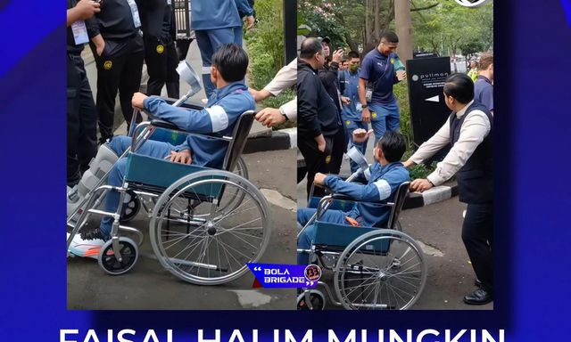 Trụ cột hàng công phải ngồi xe lăn, tuyển Malaysia nhận liền 2 tin dữ trước ngày đấu Việt Nam