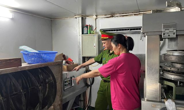 Lệnh bắt giam Giám đốc Nguyễn Thế Vinh, khởi tố loạt nhân viên Dược mỹ phẩm Vintechpharm