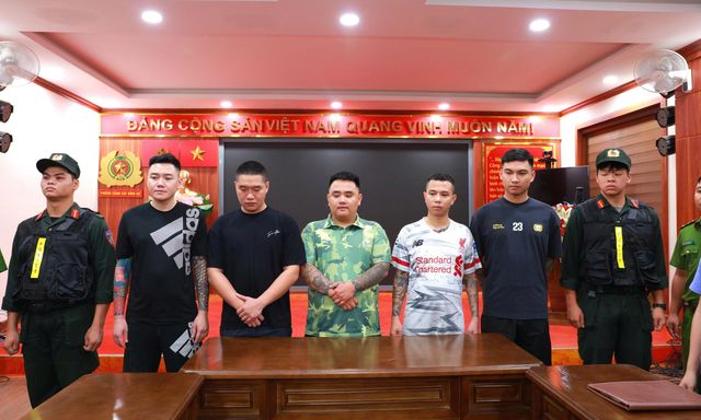 Thi hành lệnh bắt tạm giam Nguyễn Minh Hiếu SN 2000 và 4 bị can làm phim bạo lực