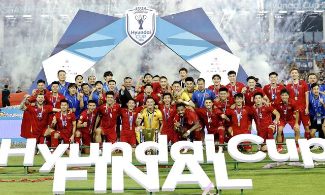 Phía sau những giấc mơ lớn trở thành hiện thực của bóng đá Việt Nam