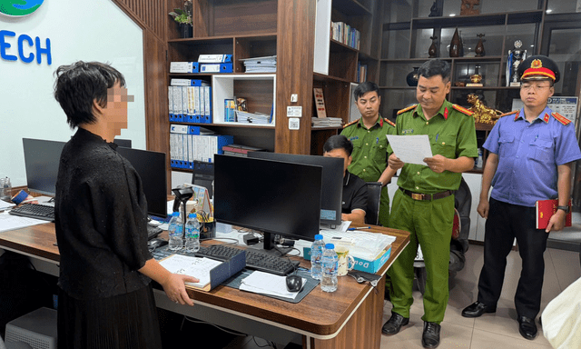 Công an khám xét khẩn cấp 5 công ty, 8 người đã bị bắt