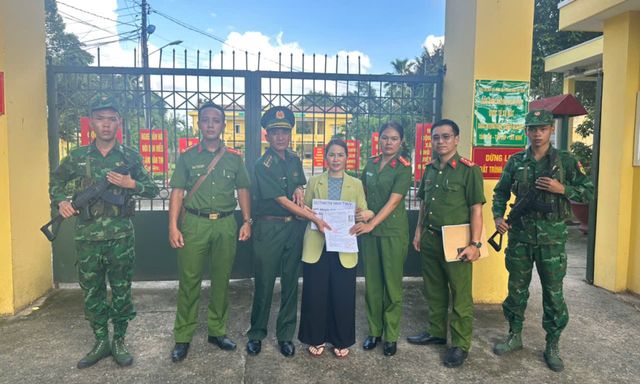 Bắt Huỳnh Thị Ngọc Thuỷ SN 1986 khi vừa về Việt Nam