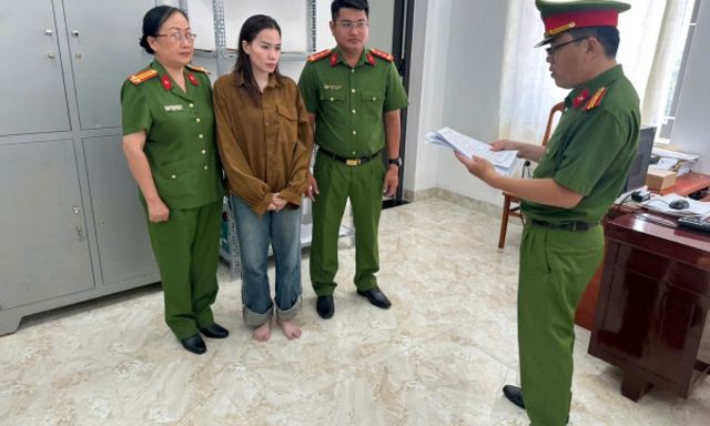Lệnh khám xét chỗ ở, bắt chủ hụi Phạm Thị Hồng Mơ SN 1993