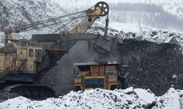 Nga nhìn thấy tiềm năng từ những hố sâu 300 mét tưởng như hết giá trị: Một mũi tên trúng nhiều đích