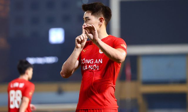 Trò cưng gửi thông điệp, HLV Kim Sang-sik thở phào nhẹ nhõm