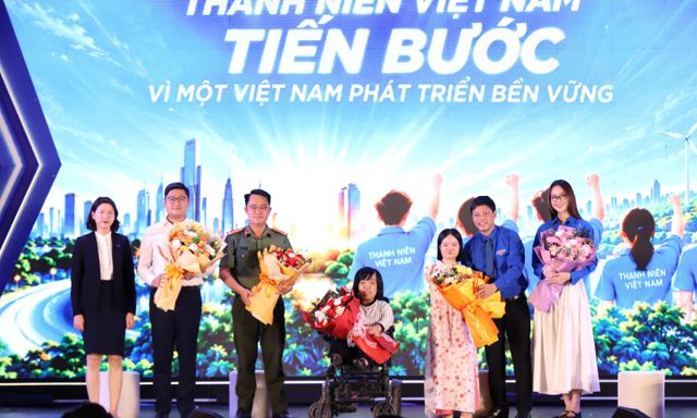 Diễn đàn kết nối, tiếp năng lượng cho thanh niên Việt Nam tiến bước