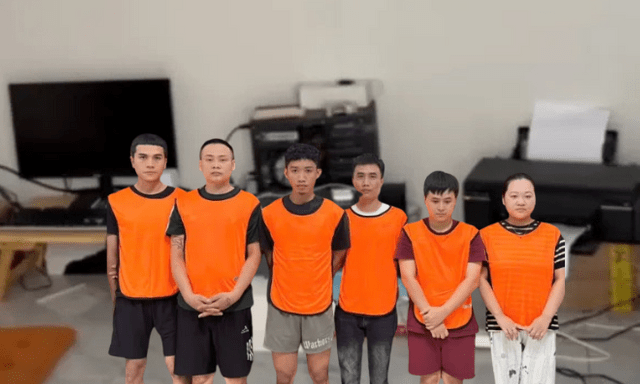 Công an phá chuyên án đặc biệt lớn tiêu thụ 100.000 giấy tờ giả: Bắt 'đầu sỏ' Nguyễn Xuân Trường SN 1996