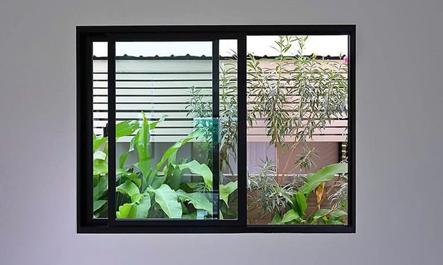 Lời khuyên cho các gia đình đang sử dụng cửa sổ kính cường lực