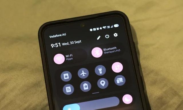 Lời nhắc nhở dành cho tất cả những người dùng Samsung khi điện thoại xuất hiện biểu tượng hình tam giác