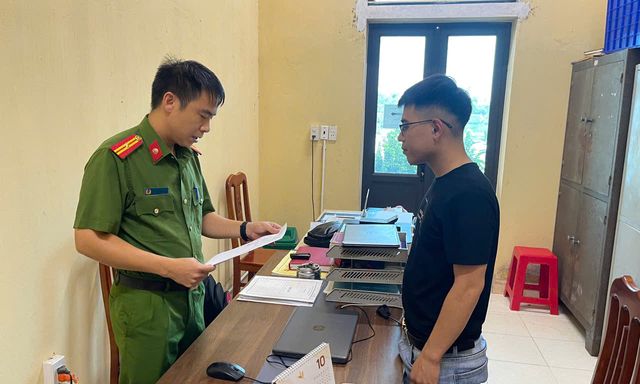 Công an tiến hành kiểm tra nơi ở của Tạ Ngọc Kiên SN 2003