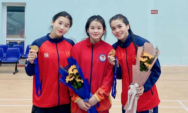 3 chị em ruột người Huế cùng đi thi vật tại SEA Games 33, một người được Chủ tịch nước trao tặng Huân chương